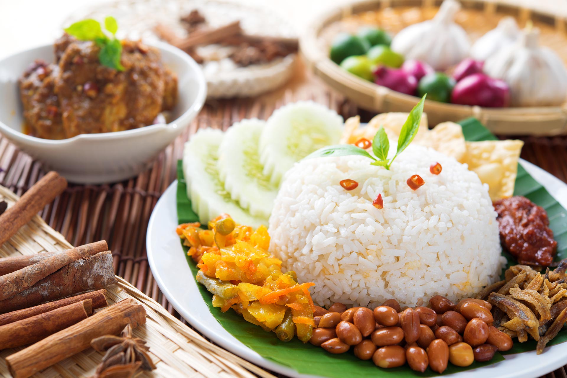 malaysia-food-nasi-lemak.jpg